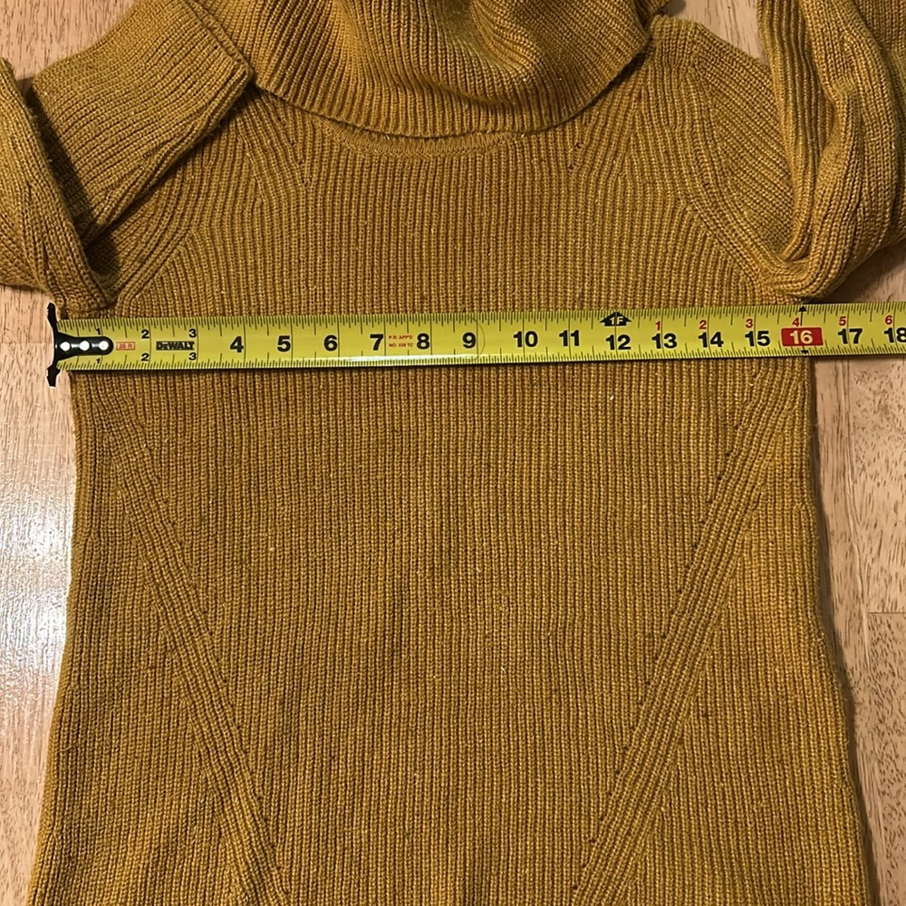 Talbots sweater - Picture 5 of 6